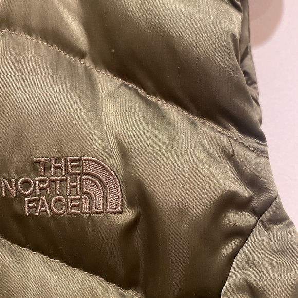 The North Face vest - Picture 7 of 7